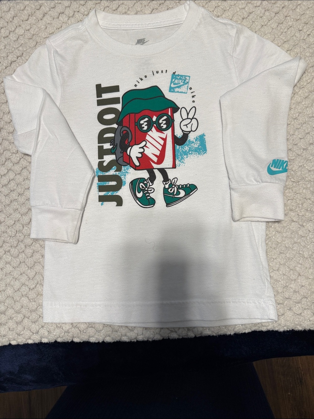Nike White Long-Sleeve Tee with Teal & Red Graphic
